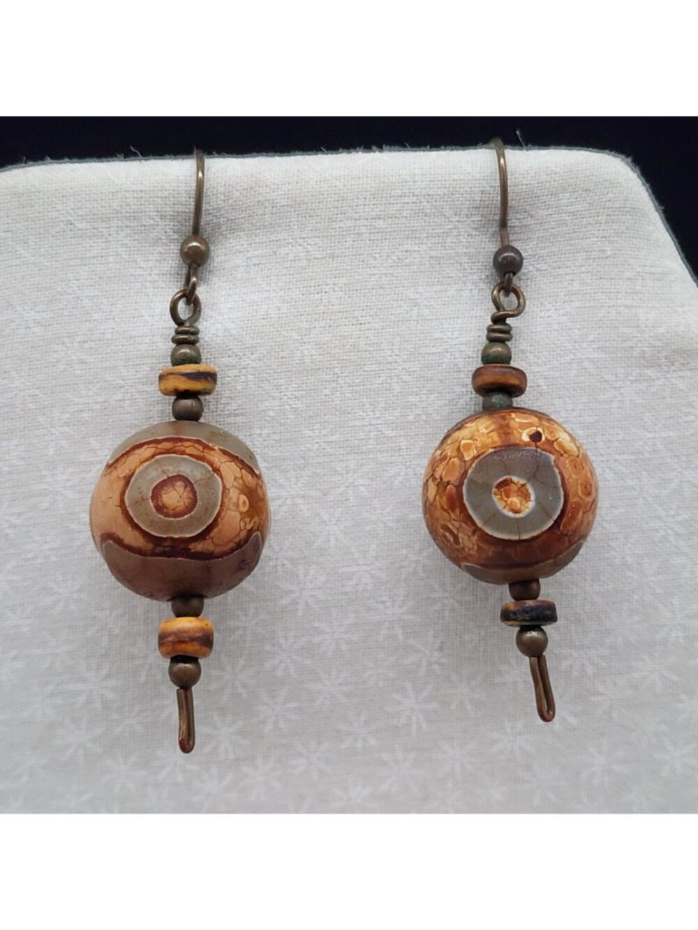 Bohemian Dzi Agate Necklace & Earring Set With Unique Patterned Spheres - Picture 2 of 11